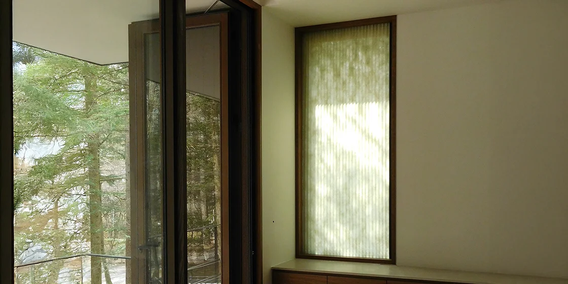 メタコプリーツシェード